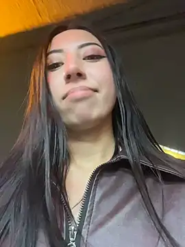 Chat +18 de cherry_ec ao vivo