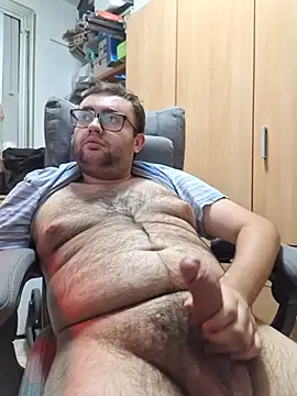 Czat XXX na żywo – Javier_bear