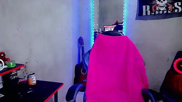 Chatroom XXX en direct de Atom_Hot