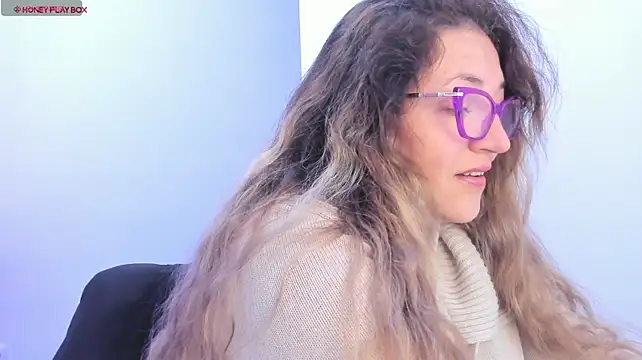Chatroom XXX en direct de Naty_Mature_