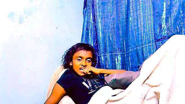 SassyXindian's Live XXX Chat