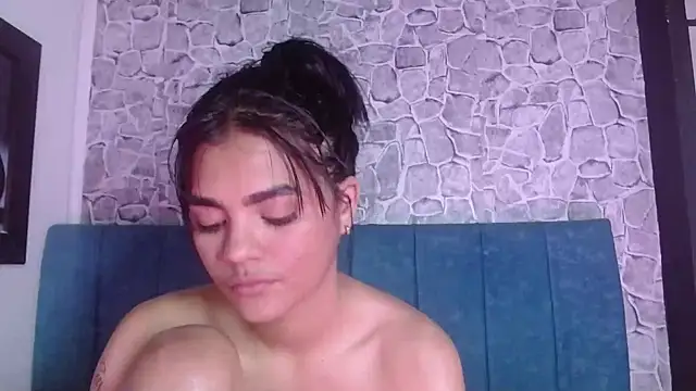 צ'אט XXX בשידור חי של kihara_candy69