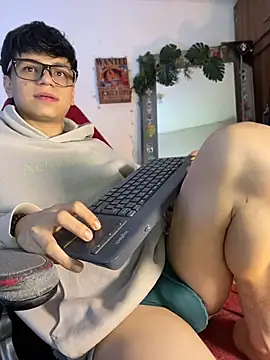 marckalexis 现场XXX聊天