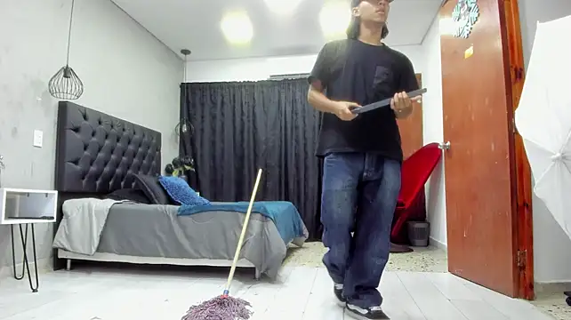 Show modela ricky_backus na web-kameri