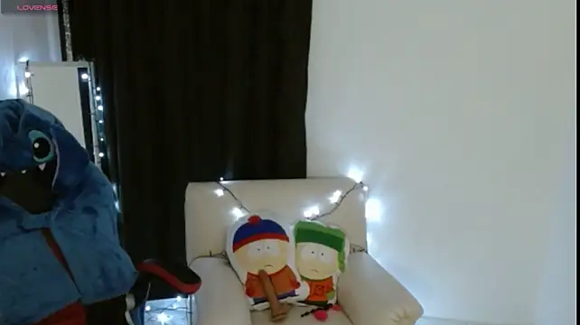 צ'אט XXX בשידור חי של NovahPerotti