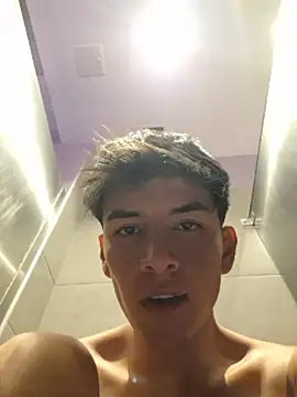 ZaneHoward Chat XXX in diretta