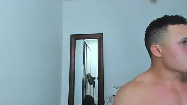 KingLevi01 Live XXX Chat