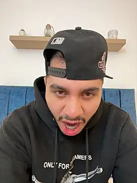 Chat XXX en directo de AmadeoWild