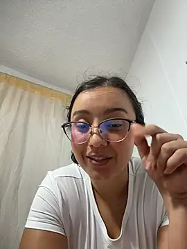 Kay_LustyWife 现场XXX聊天