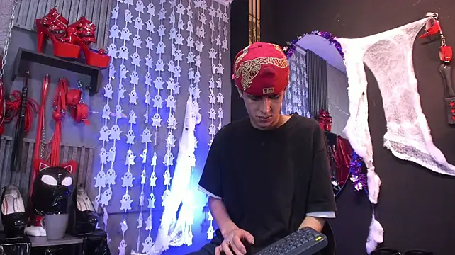 แชท XXX สดของ MikeHunteer