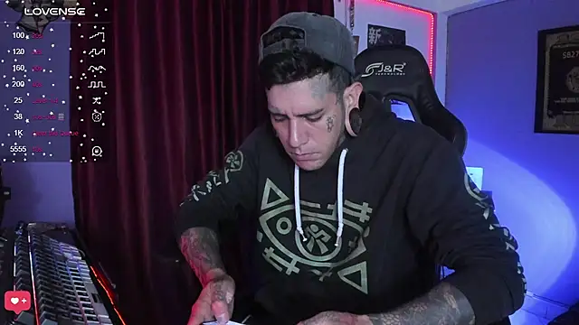 Chat XXX en directo de jhonny__ackerman