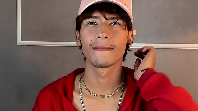 derek_blake Adlı Modelin Canlı XXX Sohbeti
