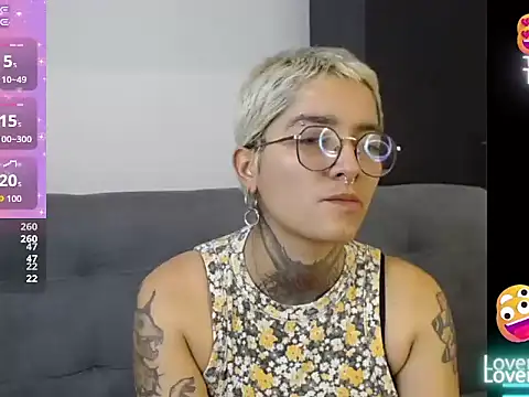 Ivyravens' Live XXX Chat