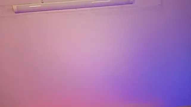 mia_adams_bm's Live XXX Chat