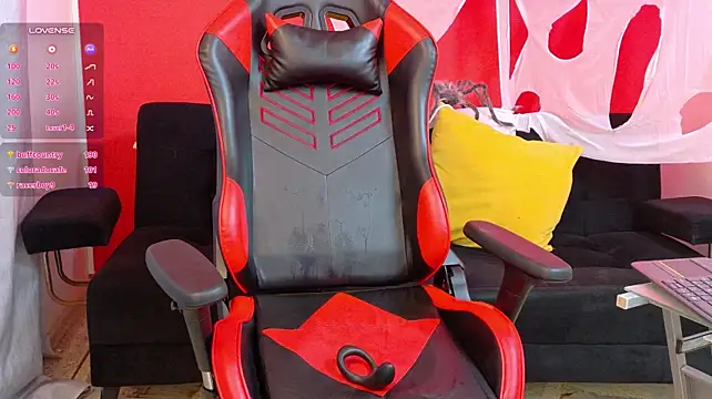 LoganSteel_ Adlı Modelin Canlı XXX Sohbeti
