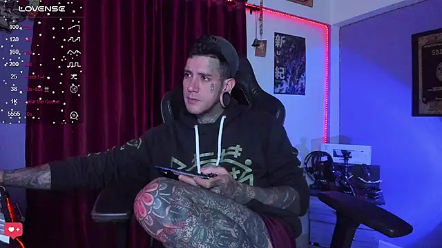 jhonny__ackerman Chat XXX in diretta