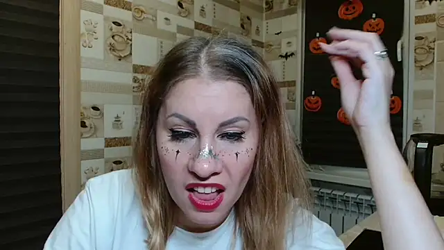 TherestlessKitty's Live XXX Chat