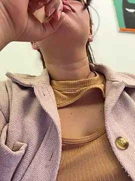 andra_rose লাইভ XXX চ্যাট