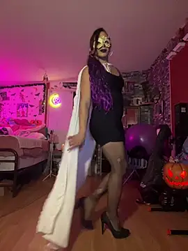 Онлайн чат XXX TranSexualJade95