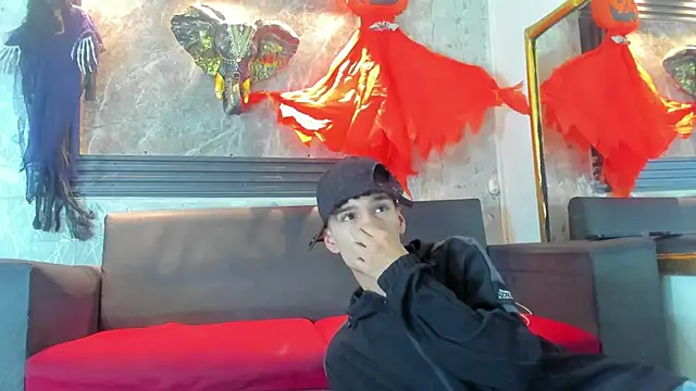 Axel_Bless XXX чат на живо