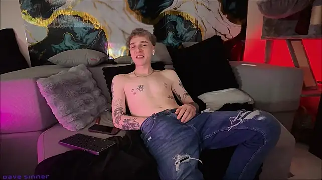 davesinner Adlı Modelin Canlı XXX Sohbeti