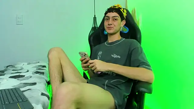 Sam_Restwod's Live XXX Chat