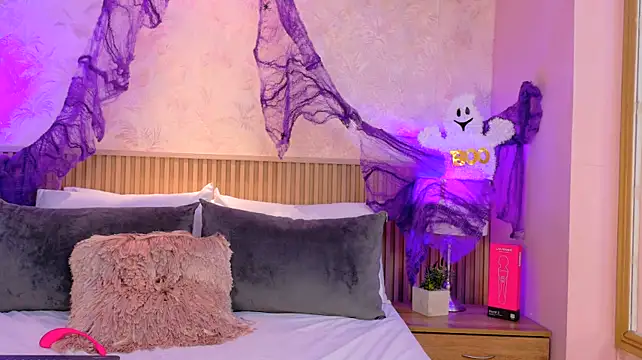 ValeriaMonetのライブXXXチャット