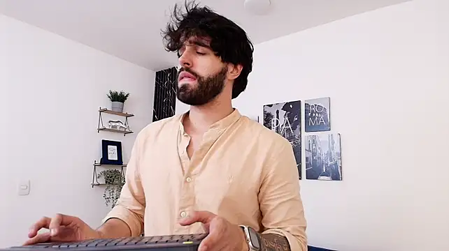 Czat XXX na żywo – Aaron_Tate_