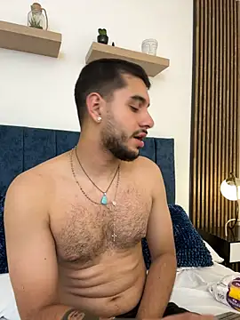 Czat XXX na żywo – AmadeoWild