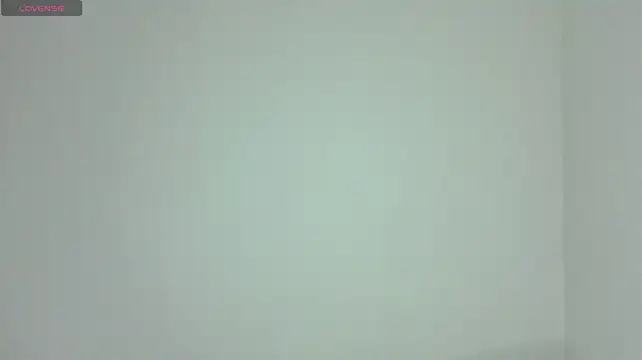 SaryLove_ Adlı Modelin Canlı XXX Sohbeti