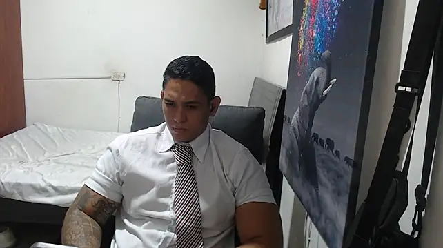 coltonmassiff's Live XXX Chat