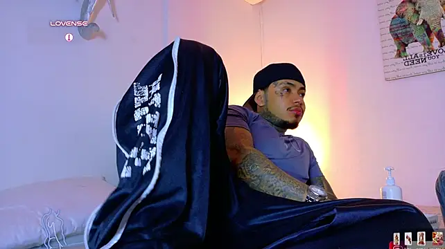 Chatroom XXX en direct de JordanSmiith_