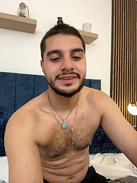 Czat XXX na żywo – AmadeoWild