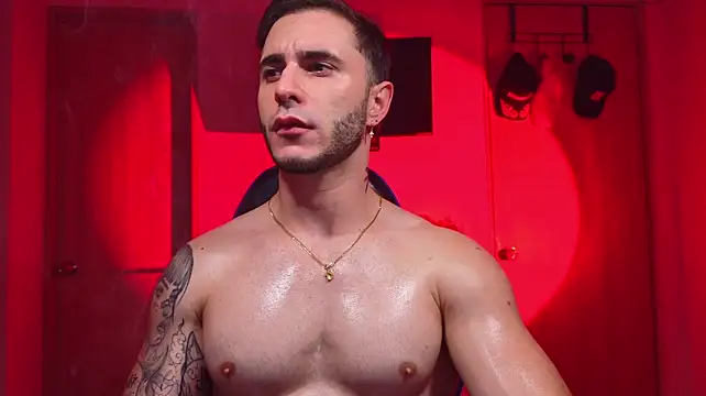 Latino_stud4u Webcam show