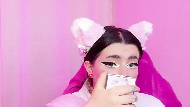Chat +18 de Sachi_Meow ao vivo