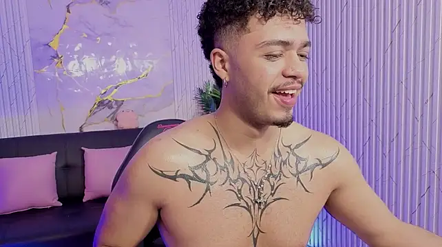 Chat XXX en directo de Dominic_tay