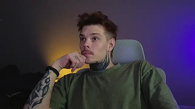 Czat XXX na żywo – DENIS_HERE