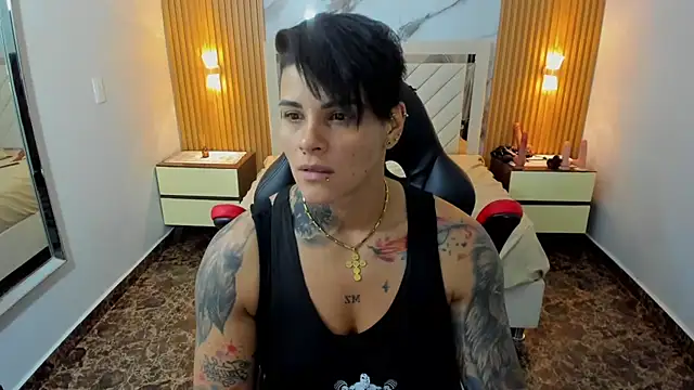 צ'אט XXX בשידור חי של KAROLLJONES1