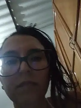IsaxFox03 Chat XXX live