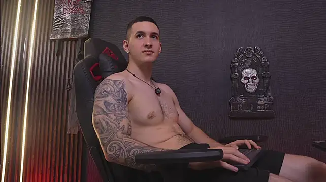 Chatroom XXX en direct de JacksonOlsenn