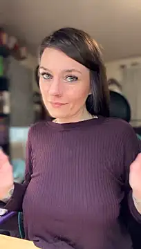 LadyLena1 – Live XXX-chat