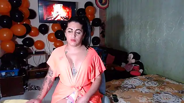 Онлайн чат XXX Sashaferrari2000