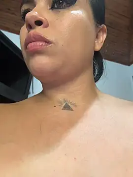AriannaSmyth's Live XXX Chat