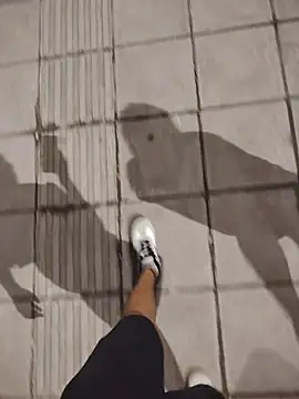 Chat +18 de TonnyBottom ao vivo