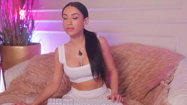Anais_Bloom Pertunjukan Webcam