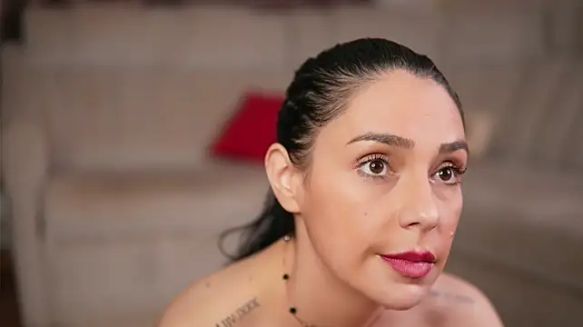 AllyCoconut's Live XXX Chat