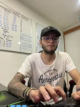 FoxBarck Live XXX-chat