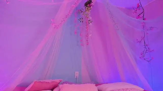 daddysgi1rl's Live XXX Chat