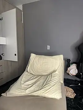 arnold_bekam Chat XXX in diretta