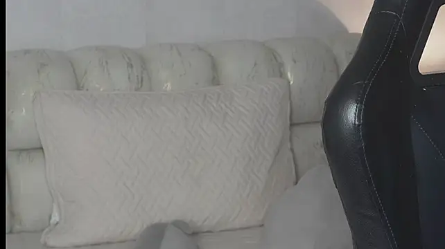 XXX chat uživo modela Naomi-Gray